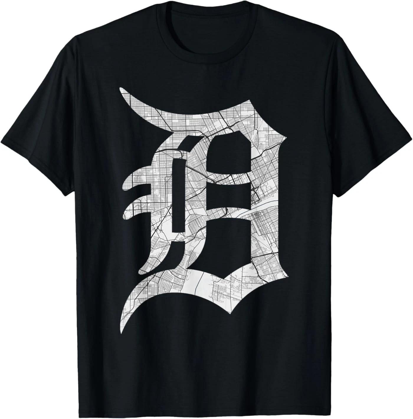 

Distressed Letter D Detroit Michigan City Road Map Gift T-Shirt XL