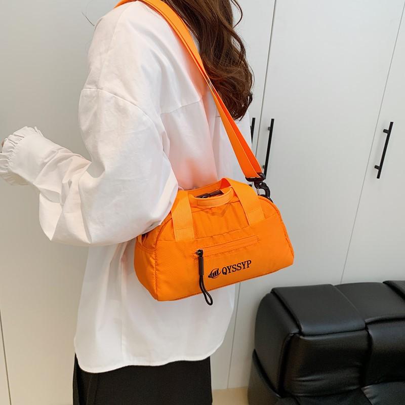 Japanese Trend Alphabet Sports Crossbody Bag Simple Casual Men's and Women's Portable Outdoor Lightweight Baseball Bag Fashion Trend Bag