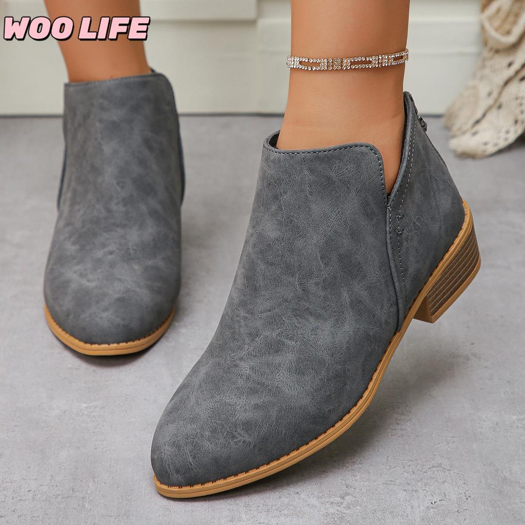 Pointed Rear Zipper Short-tube Martin Boots Women's Plus Size Leather Boots Solid Color Thin Thick-heeled Leather Ankle Boots