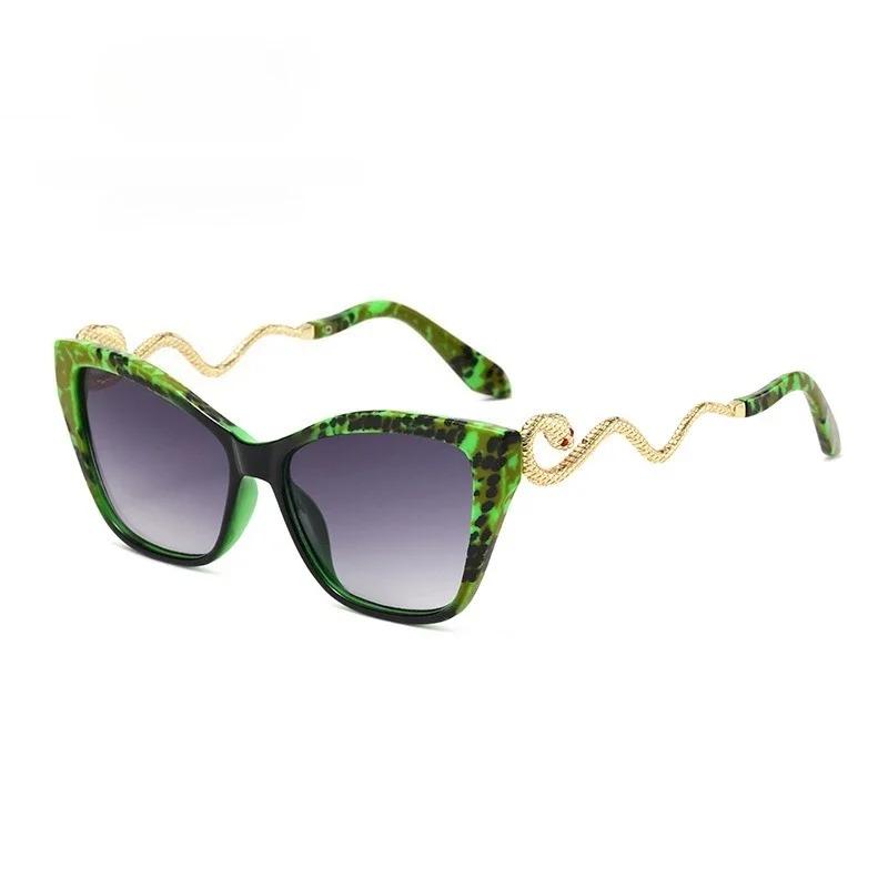 Retro Spirit Snake UV Resistant Glasses, Metal Frame Protective Glasses, Sunscreen and Sunshade Glasses, Safety Goggles