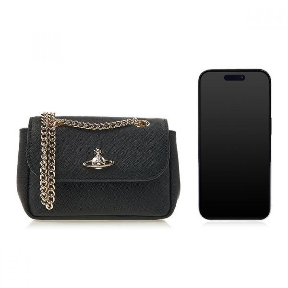 Vivienne WeStwood Women S Chain Shoulder Bag Fw25