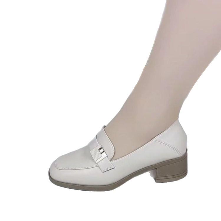 Soft leather soft-soled mother shoes 2025 autumn new single shoes work leather shoes comfortable middle-aged and elderly women's shoes