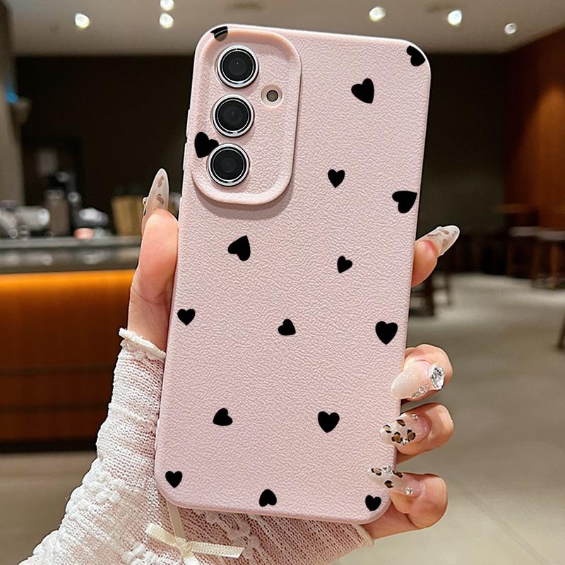

Черный чехол с рисунком маленьких сердец любви и текстурой из кожи для Samsung S24 FE S23 Ultra S22 A55 A16 A54 A15 A35, матовый мягкий противоударный чехол из ТПУ для телефона Samsung S24 Plus розовый