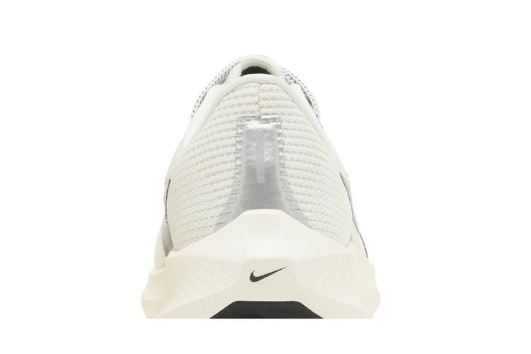 Nike Wmns Air Zoom Pegasus 40 'Sail Black'