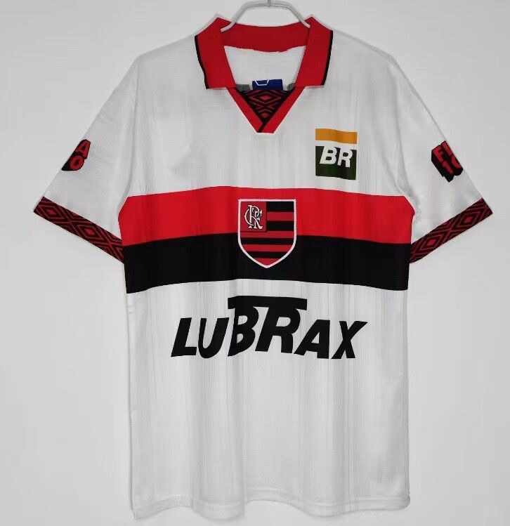 Source: Retro football uniform: Brazil-Real Madrid-Manchester United nostalgic version short-sleeved jersey