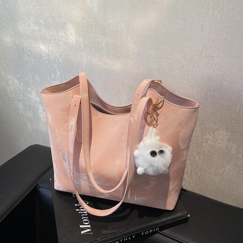 Simple and versatile large-capacity bag women's new retro niche shoulder underarm bag commuter tote bag