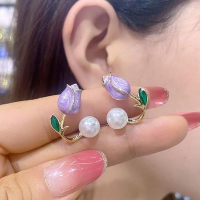 Koreanische Tulpen-Ohrstecker mit Kunstperle für Frauen, zwei Möglichkeiten, Ohrstecker zu tragen