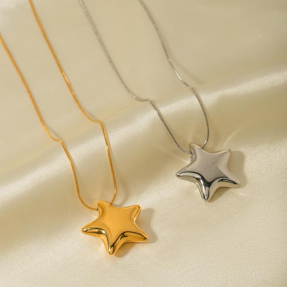 Women's 18K Gold Plated Stainless Steel Star Shape Hollow Pendant Necklace Waterproof Non-Tarnish Jewelry Accessory