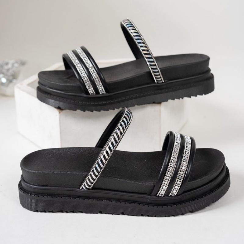Fashion Fairy Wind Slippers Women Wear 2025 Summer New Style with a Skirt Thick Bottom Rhindiamonds Two Wear Beach Slippers Women