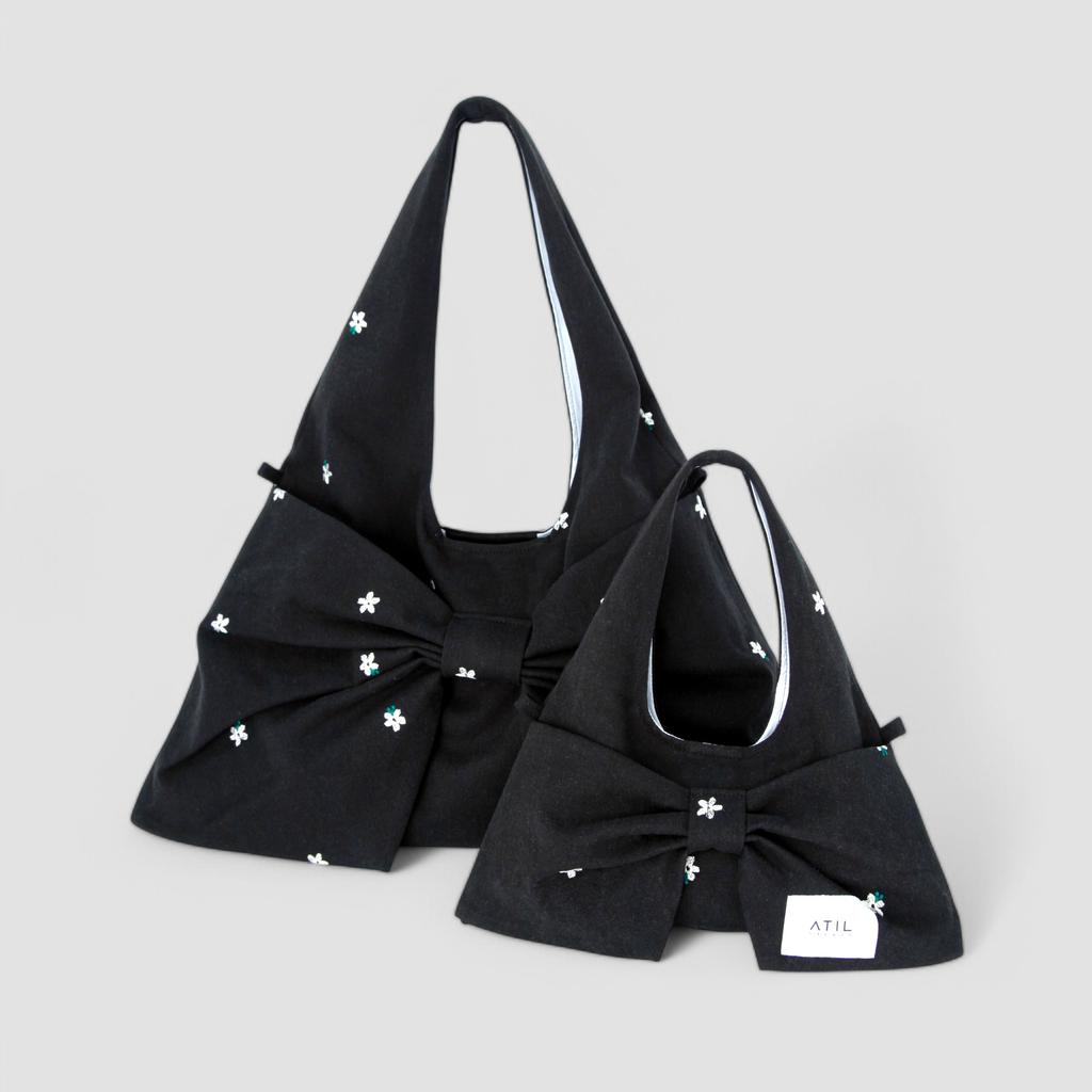Atil Studio Fleur Lou Drawing Washed Mini Bow Bag _ [Black]