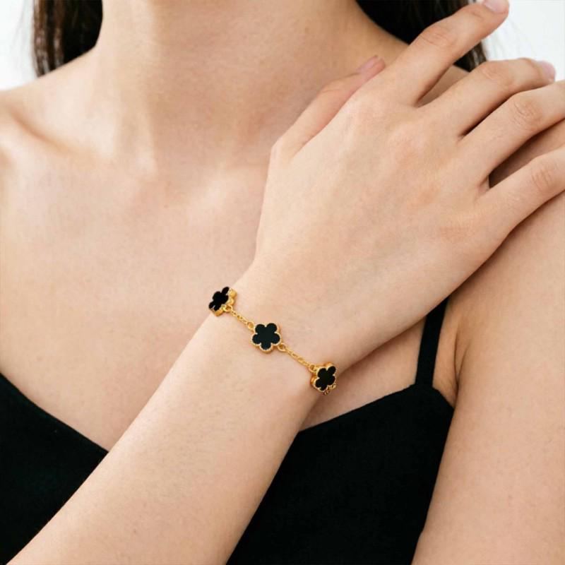 Elegant Black Four-Leaf Clover Bracelet: Exquisite Double-Sided Enamel Design Jewelry