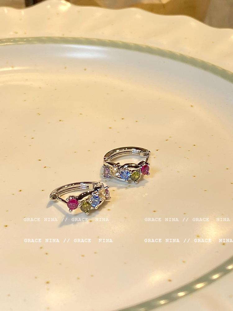 

Millennium Spice Girls~ Color zircon earrings, small and delicate stud earrings, new foreign gas ring earrings, women s high sense