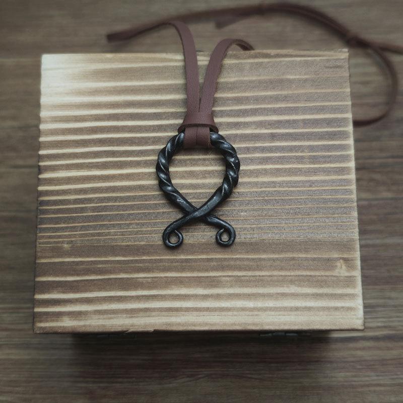 

Vintage Odin Rune Pendant Adjustable Leather Cord Necklace Norse Amulet Jewelry For Men