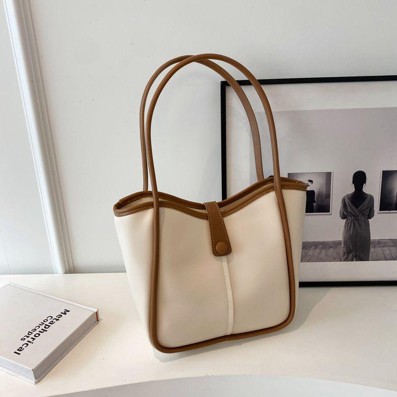 

Retro High-End Women s 2025 Large Capacity Tote Bag - Single Shoulder Commuter Bag