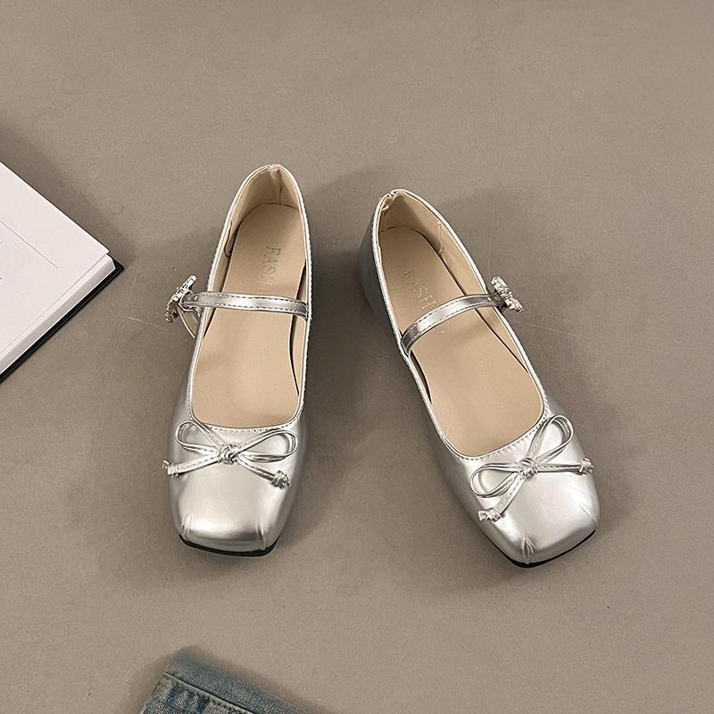 2024 Women Flat Shoes Round Toe Retro Mary Janes Loafers Female Belt Buckle Casual Autumn Lady Femme