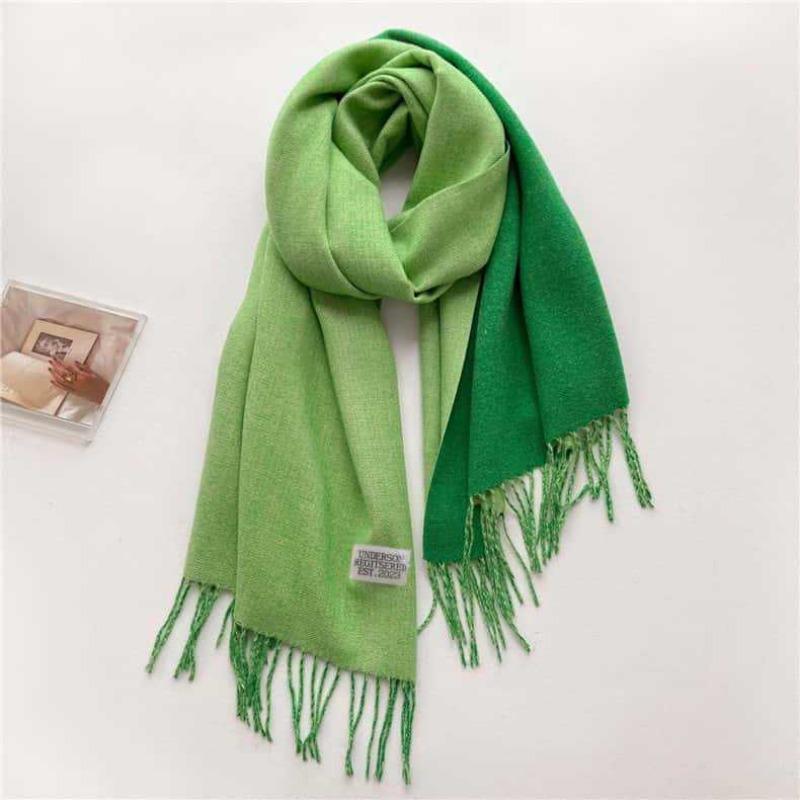 Autumn and winter new solid color cashmere scarf women's high-end sense thickened warm double-sided two-color fringed shawl scarf