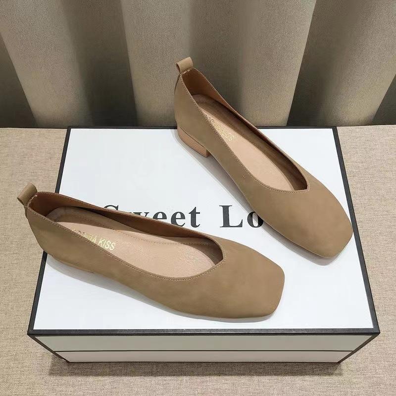 Hong Kong Magpie King Cashmere Soft Surface Shallow Mouth Square Head Square Mouth Casual Niche French Women's Shoes Low Heel Women's Single Shoes La