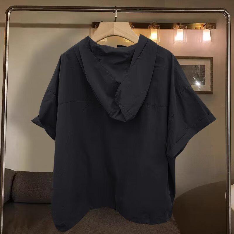 Men's Korean Style Hooded Short-Sleeve T-Shirt with Zipper Design and Large Pocket