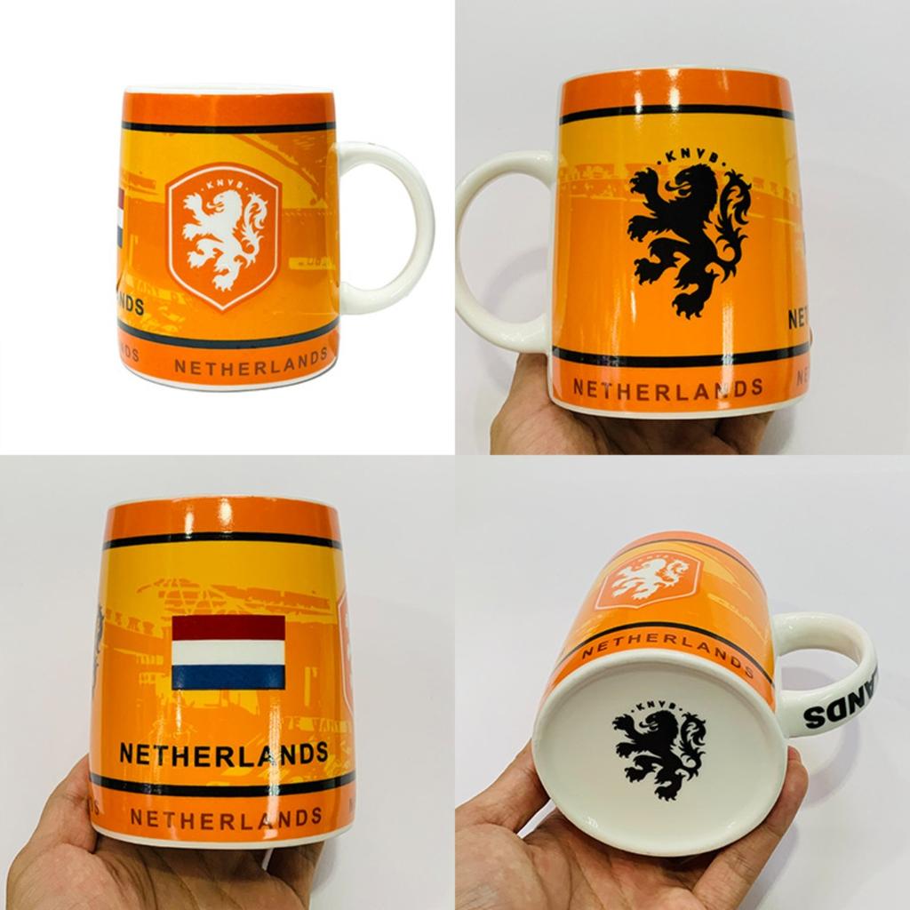 Kubek Pamiątkowy Mistrzostw Świata w Piłce Nożnej - Ceramiczny Kubek do Kawy z Nadrukiem Godła Drużyny, 350ml, Bezpieczny w Kuchence Mikrofalowej i Zmywarce, Idealny Prezent dla Fanów Piłki Nożnej