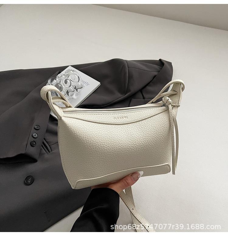 Niche underarm bag women 2025 new trendy fashion lunch box bag baguette shoulder bag high-end dumpling messenger bag