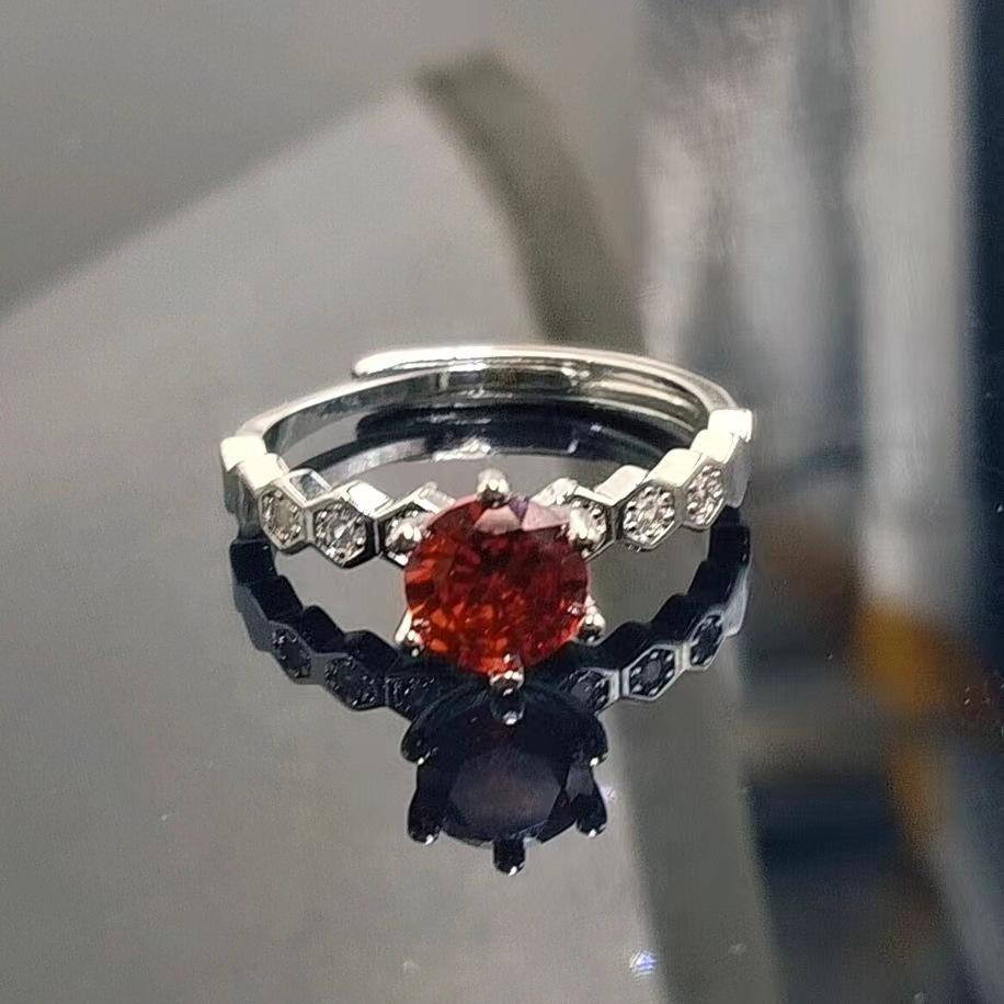 Imitation Zir*****Ne-Carat Honeycomb Ring, Women'S Six-Claw Open Gold-Plated Ring, High Texture