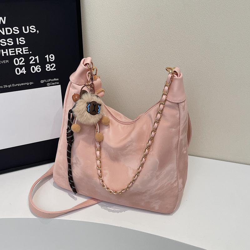 Large-capacity bag women's autumn and winter versatile new leisure chain shoulder messenger bag commuter tote bag