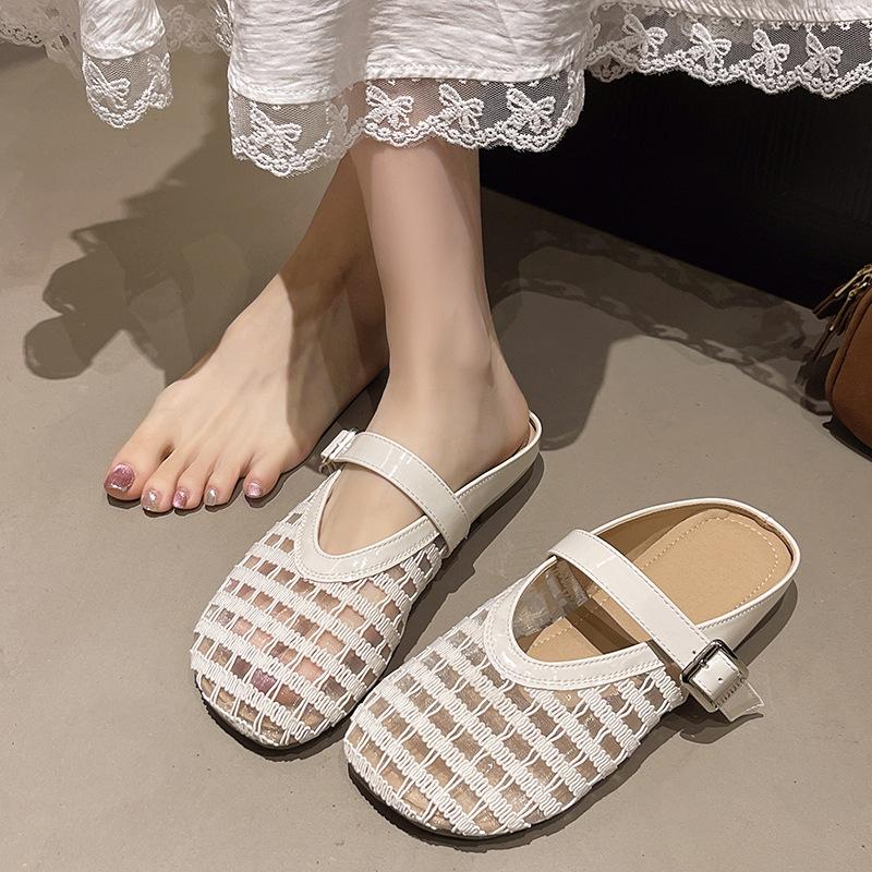 French beautiful flat bottom mesh breathable bag head half slippers women's summer wear 2025 new fishing net shoes sandals single shoes