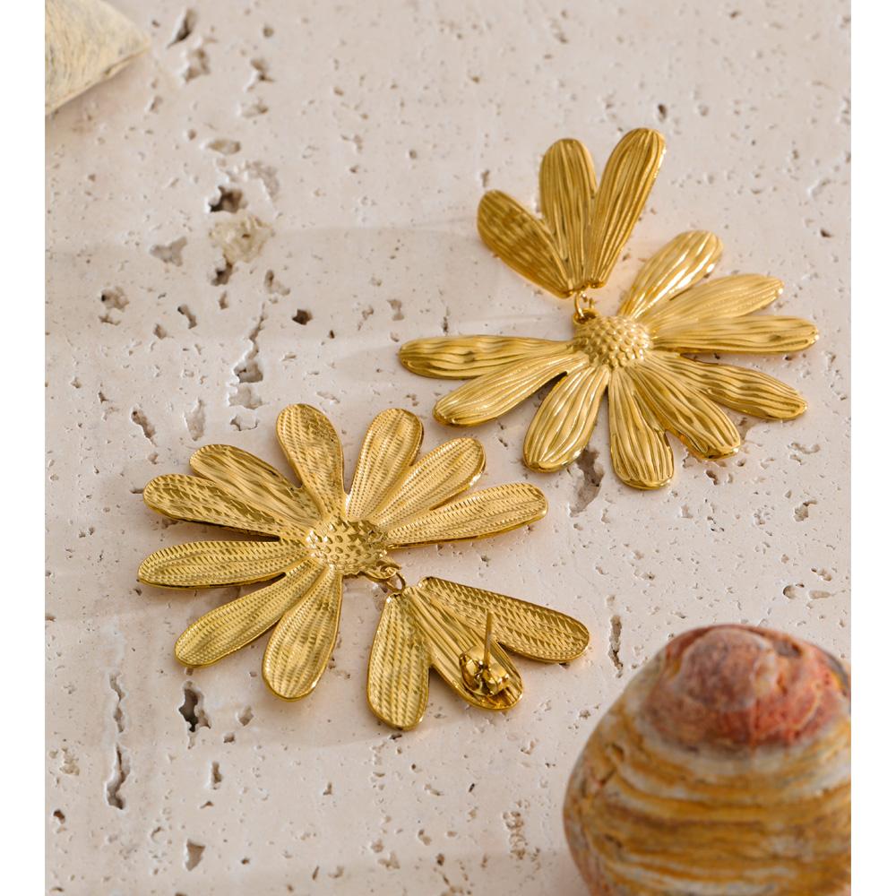 Yhpup Edelstahl Metall Blume Hängende Ohrringe Wasserbeständig Beliebt Goldfarben Tägliche Schmuckstücke