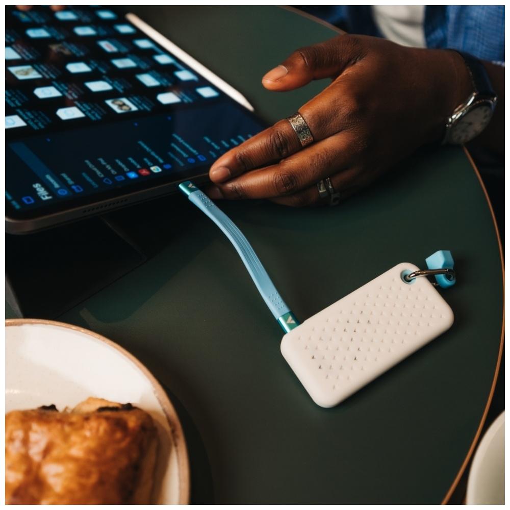 Dysk Zewnętrzny Verbatim Pocket Ssd 1Tb Usb-C 3.2 Gen.2 Biały-Jasnoniebieski 32320