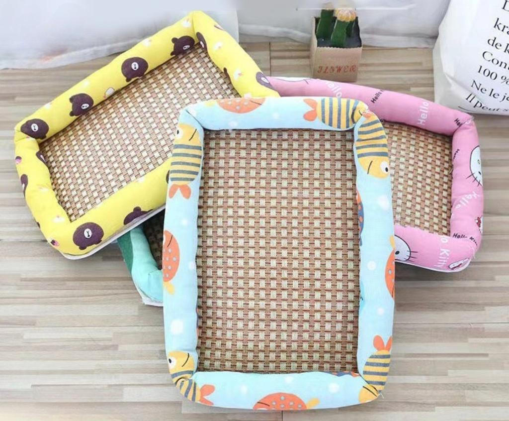 Cat Bad Linen Rattan Woven Cool Mat Pet Ice Pad Cartoon Teddy Bear Small Dog Bed Summer Cat Cooling Sleeping Pad for Winter