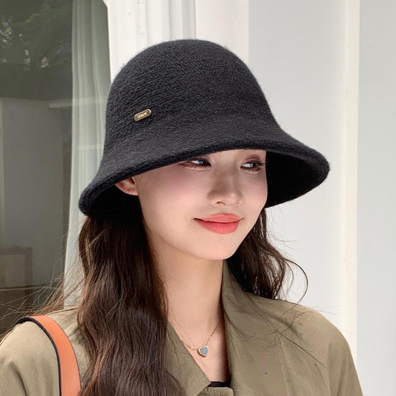 Autumn And Winter Bucket Hat Women'S Solid Color Small Brim Basin Hat Fashionable White Outdoor Warm Cold Show Face Small Bucket Hat
