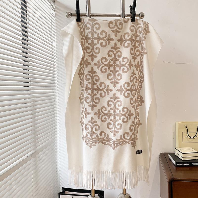 

Winter Warm Cashmere Scarf for Women Floral Embroidery Pashmina Blanket Thick Shawl Wrap Neckerchief Elegant Poncho Bufanda 65X185cm