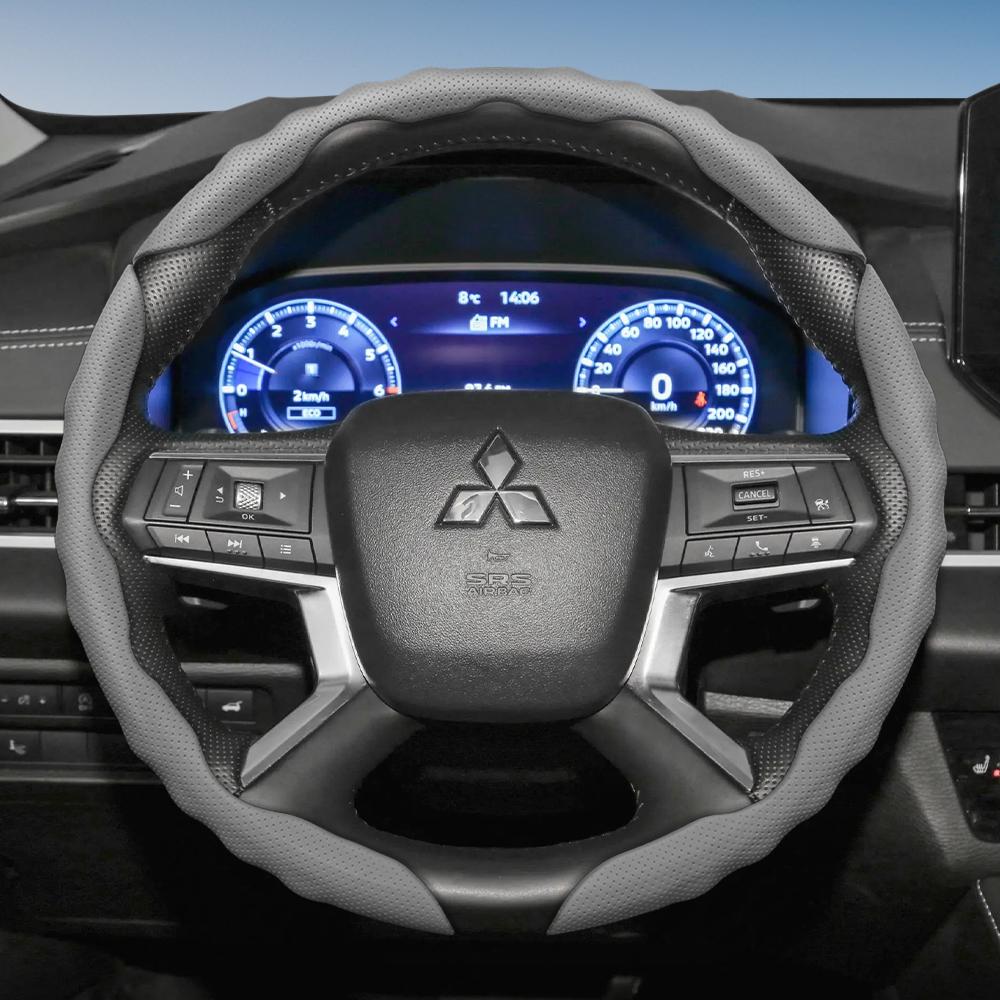 Suitable for Mitsubishi Steering Wheel Cover with Wavy Sports Design, Breathable Leather, Segmented, Non-Slip, Sweat-Absorbent, Suitable for Outlander