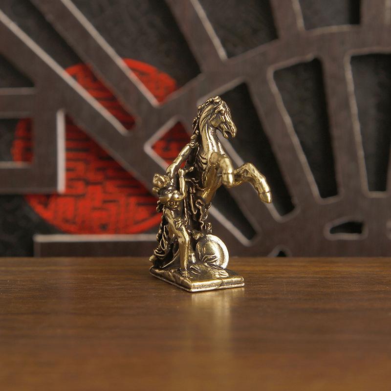 1 Stück Messing Pferdefigur 2026 Jahr des Pferdes Feng Shui Schreibtischdekoration Kind reitet Home Office Miniatur Geschenk
