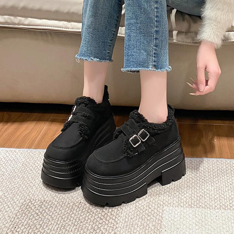 Neue 2024 Winter Damen Warme Baumwolle Schneestiefel Mode 10CM Hohe Plateau-Sneakers Dicke Absätze Wildleder Leder Damen Plüsch Pumps