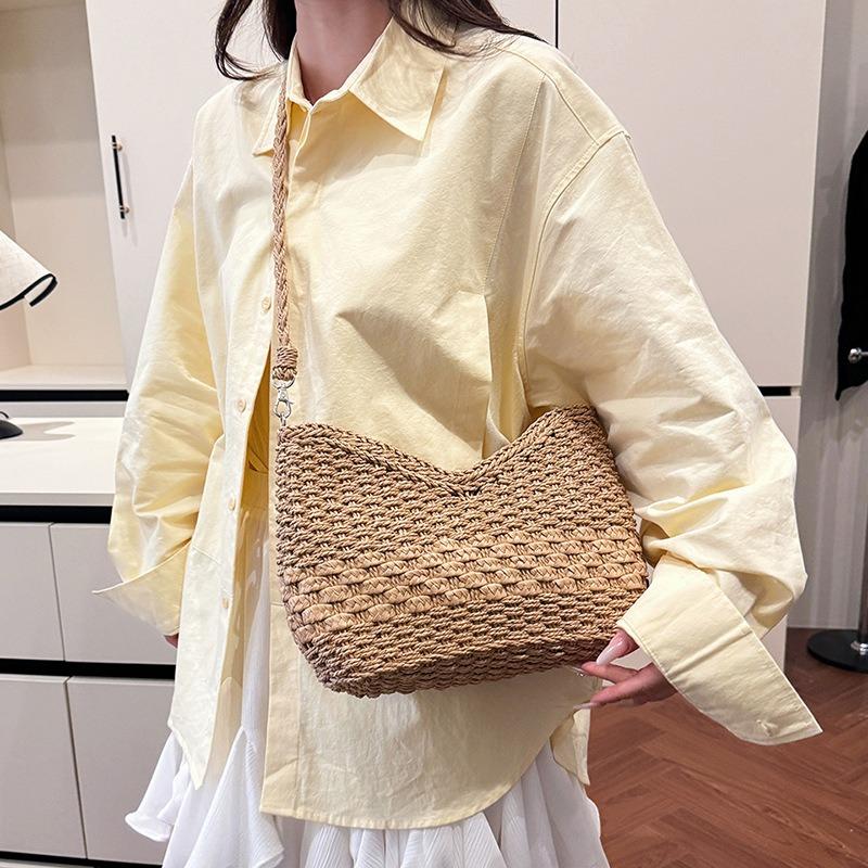 Underarm Woven Bag Women's Summer Seaside Vacation Casual Straw Bag New Fashion Simple Versatile Shoulder Bag