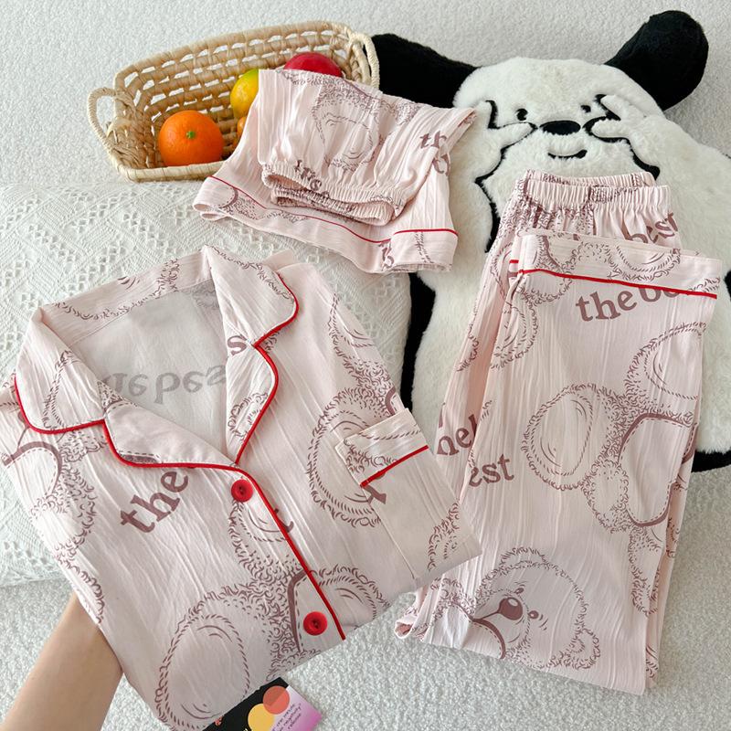 

Корейская милая пижама с коротким рукавом и плюшевым мишкой для женщин, летняя, из жатой ткани, удобная и сладкая домашняя одежда, комплект из трех предметов M