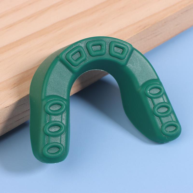 Silikon Tannbeskytter Nattsøvn Munnskjerm Skål For Rugby Karate Bruksisme Boksing Beskyttelse Sanda Trening Tannbeskyttere