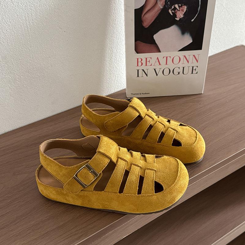 

Cowhide version~ Leather Roman sandals women s 2025 summer new versatile retro ugly cute hole Boken sandals 35 жовтий