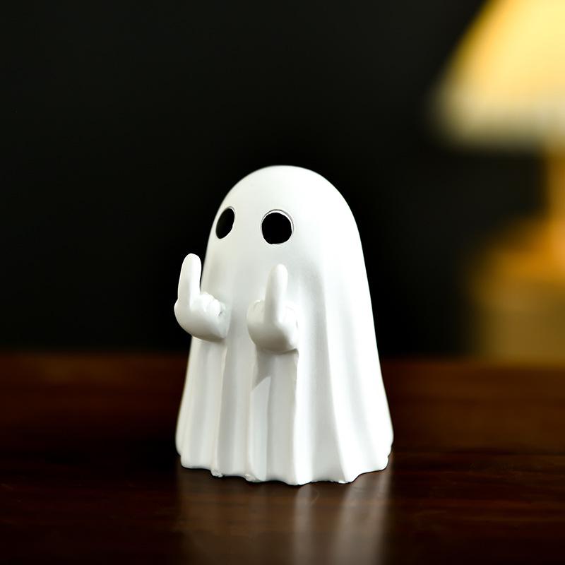 Abstrakcyjna Dziwaczna Figurka Ducha Środkowym Palcem - Prowokująca Dekoracja Halloweenowa na Biurko