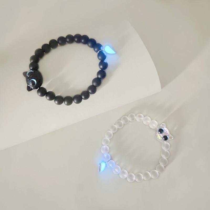 2Pcs Luminous Black White Cat Couple Bracelet Set Heart Magnet Elastic Wristband Gift Jewelry Accessories