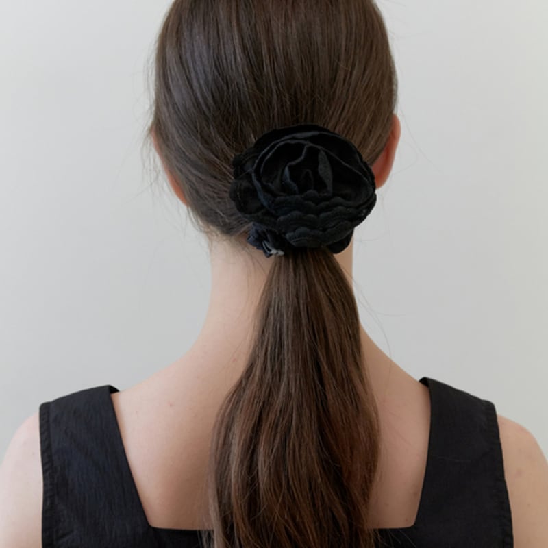 KINDABABY cooing rose scrunch - black