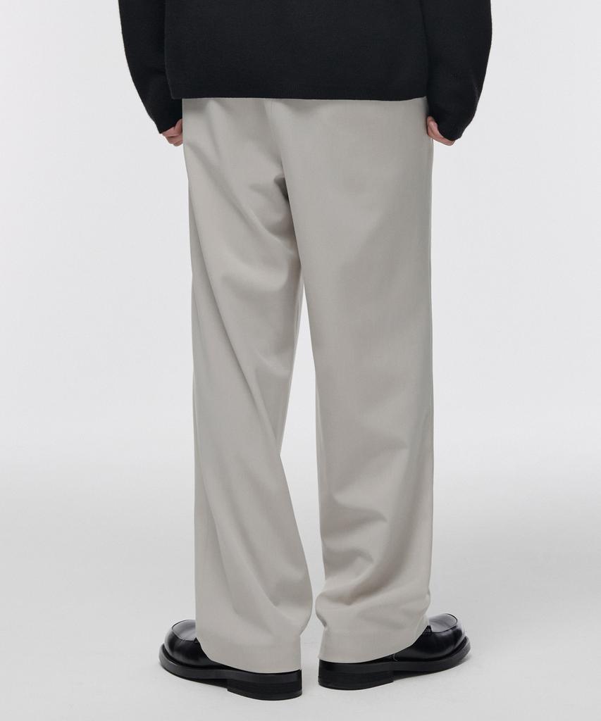 Musinsa Standard One-Pleat Wide Banded Slacks [Dusty Cream]
