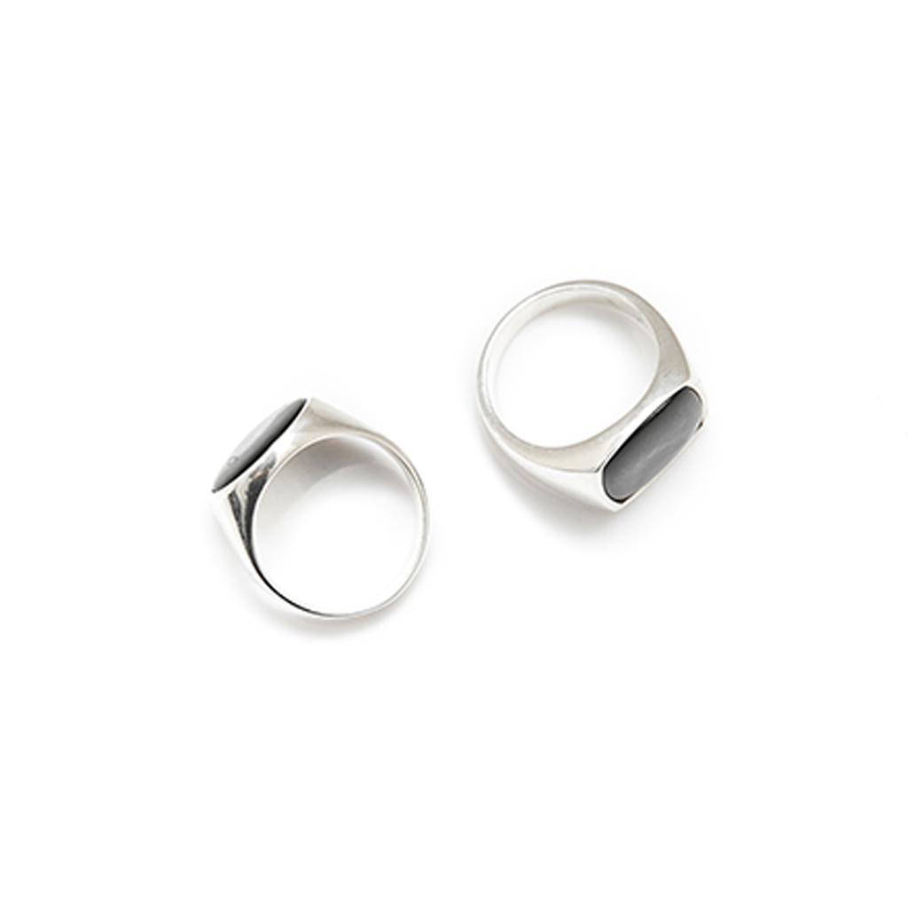 Sting925 Round Nacre Ring