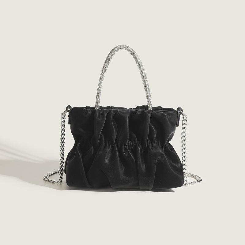 Rhinestone Handheld Shoulder Bag Women'S Summer New Celebrity Party Pleated Cloud Chain Messenger Bag Fashionable And Versatile