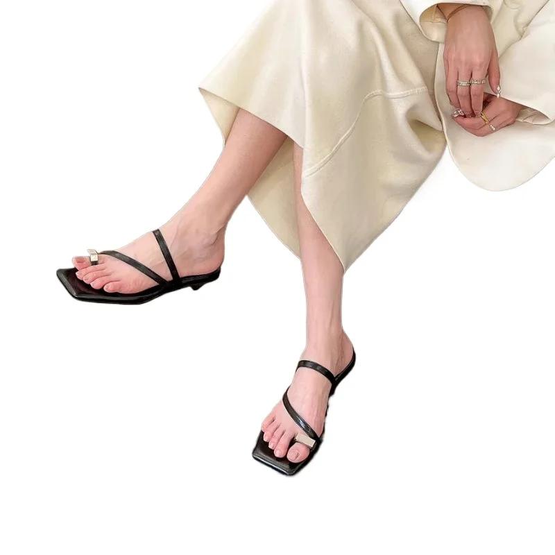 2024 Hot Sale Women's Shoes Set of Toes Women's Slippers Fashion Metal Decoration Modem Slippers New Square Toe Slippers Women