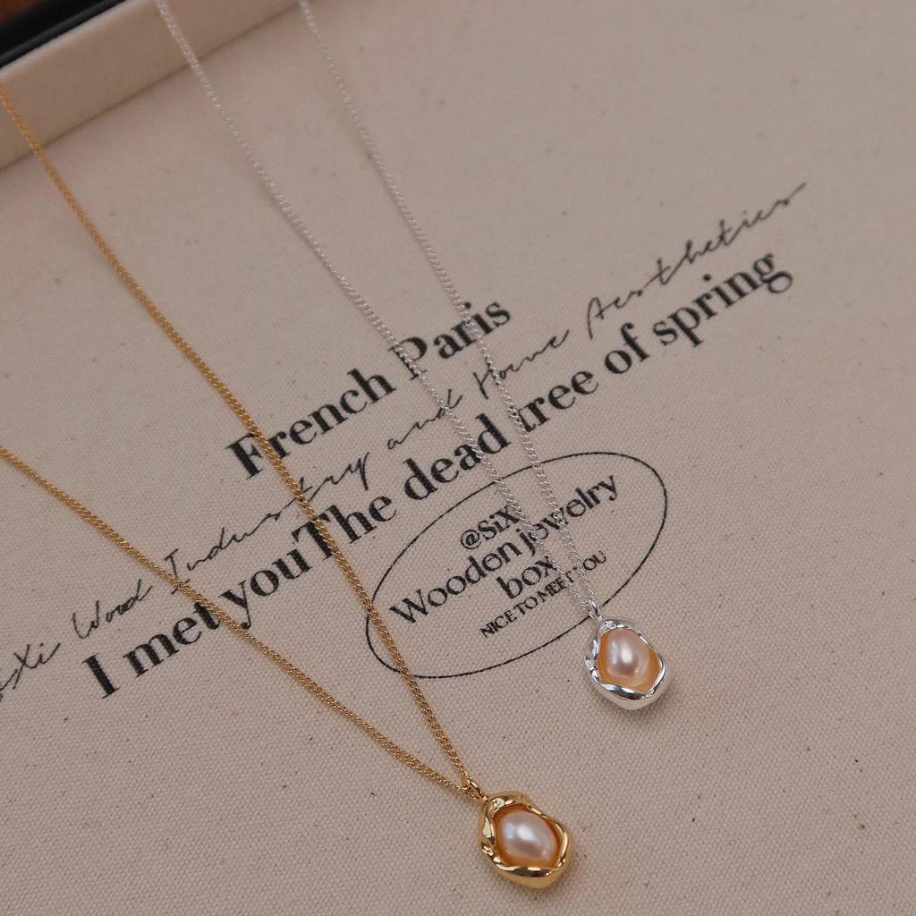 Elegant French Little Bean Pendant Pearl Necklace for Women - Autumn/Winter Sweater Chain Jewelry