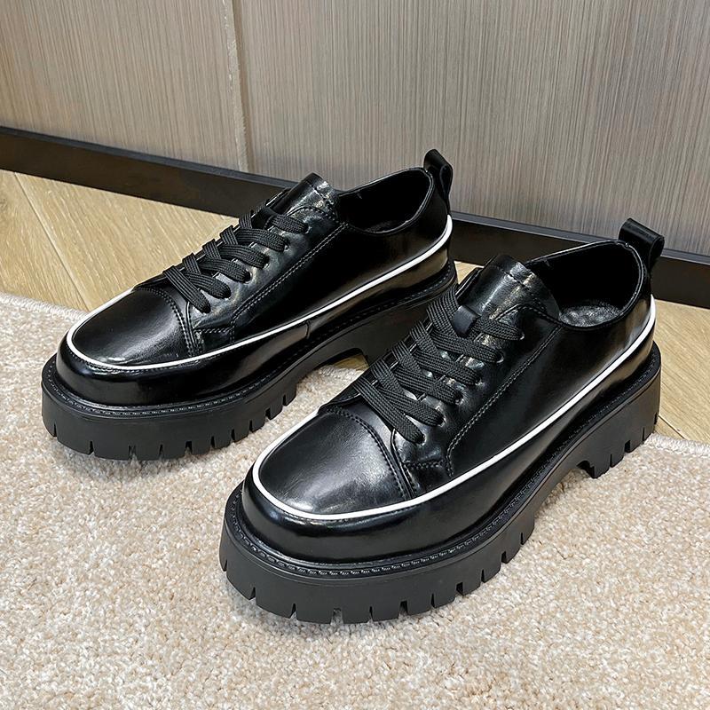 

Британская кожаная обувь Кожаные мужские повседневные одинарные туфли Обувь ручной работы Сшитая повседневная кожаная обувь 44 чёрный