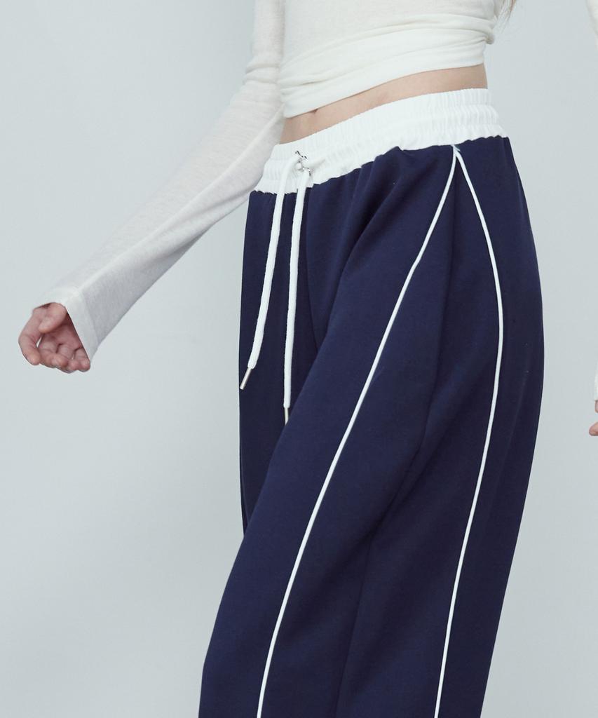 NON AND NON Contour Line Two-Way Banding Wide Pant_Nftr5307