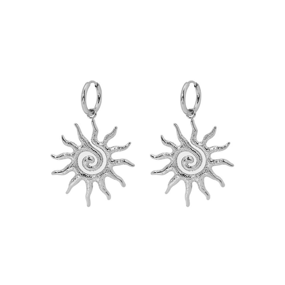 Vintage Chic Sun Shaped Pendant Stainless Steel Necklace Statement Golden Fashion Jewlery Gift